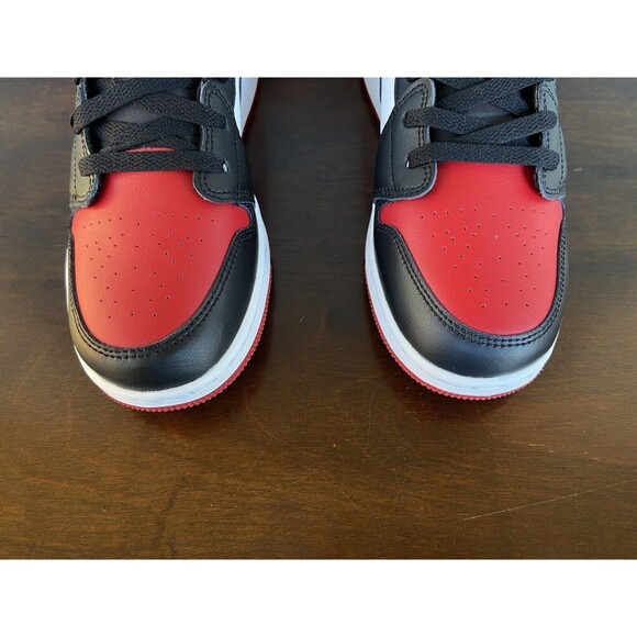 Nike Air Jordan 1 Low GS Bred Toe Black/Red Size 7Y (Women's Sz 8.5) 553560-612 - Picture 7 of 11